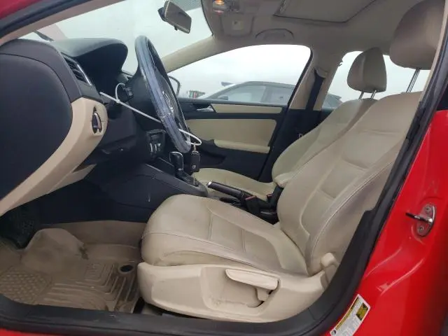 2012 VOLKSWAGEN JETTA SE  