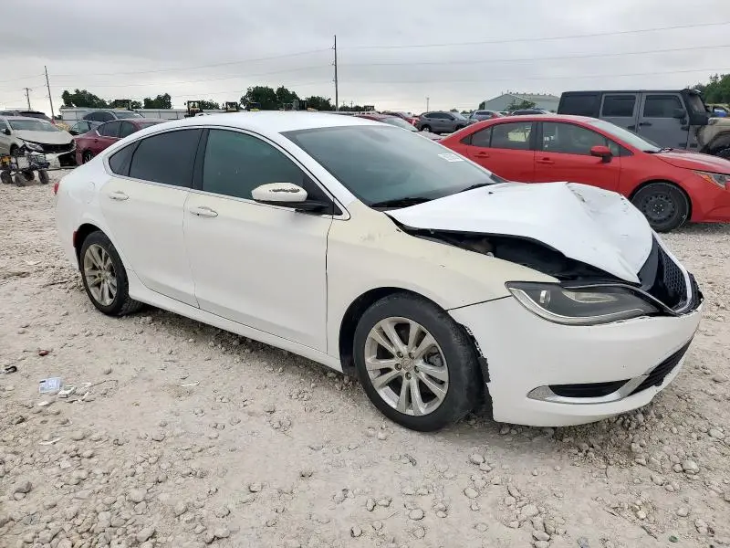2016 CHRYSLER 200 LIMITED  