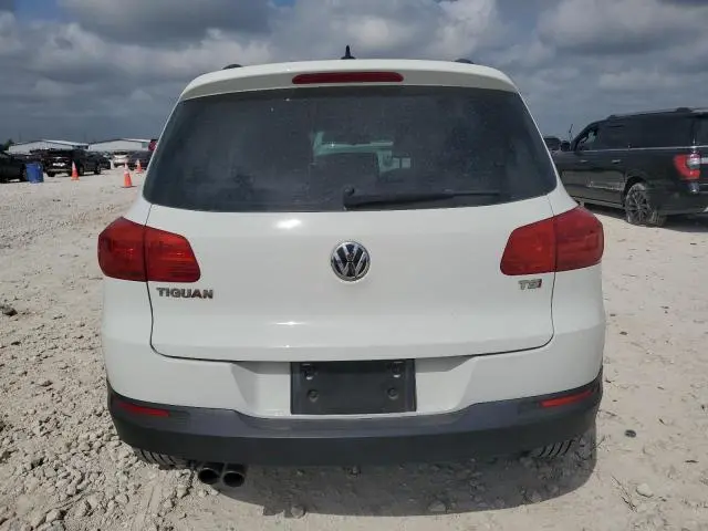 2017 VOLKSWAGEN TIGUAN S  