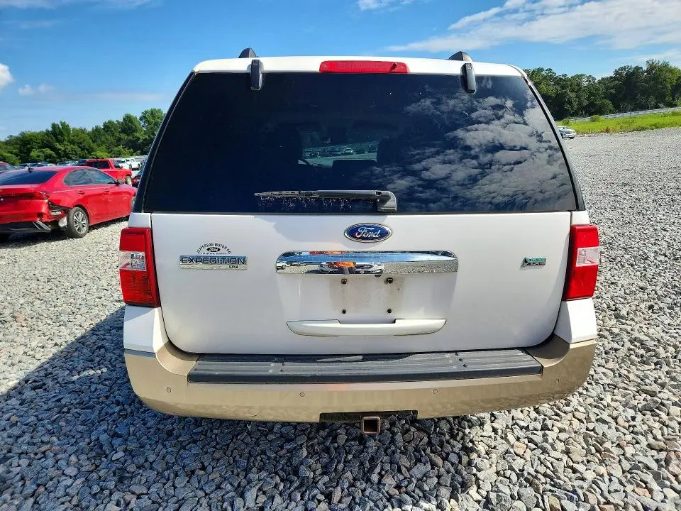 2011 FORD EXPEDITION XLT  