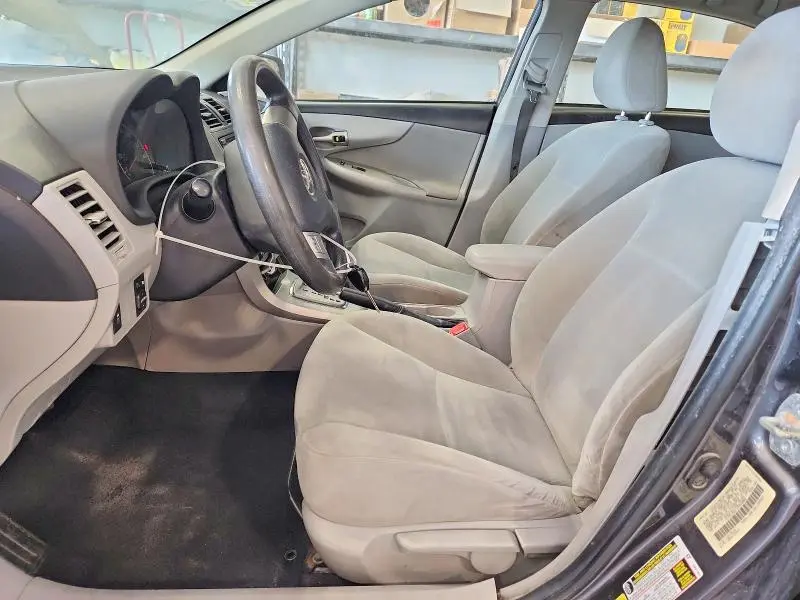 2012 TOYOTA COROLLA LE  