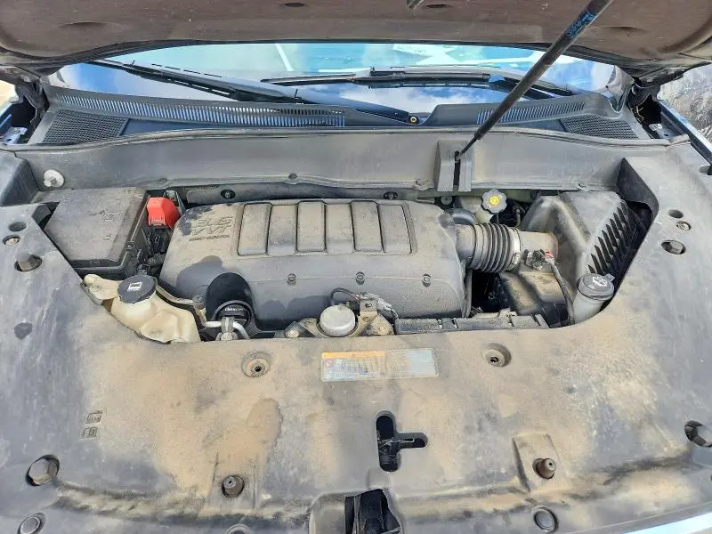 2013 GMC ACADIA SLE  