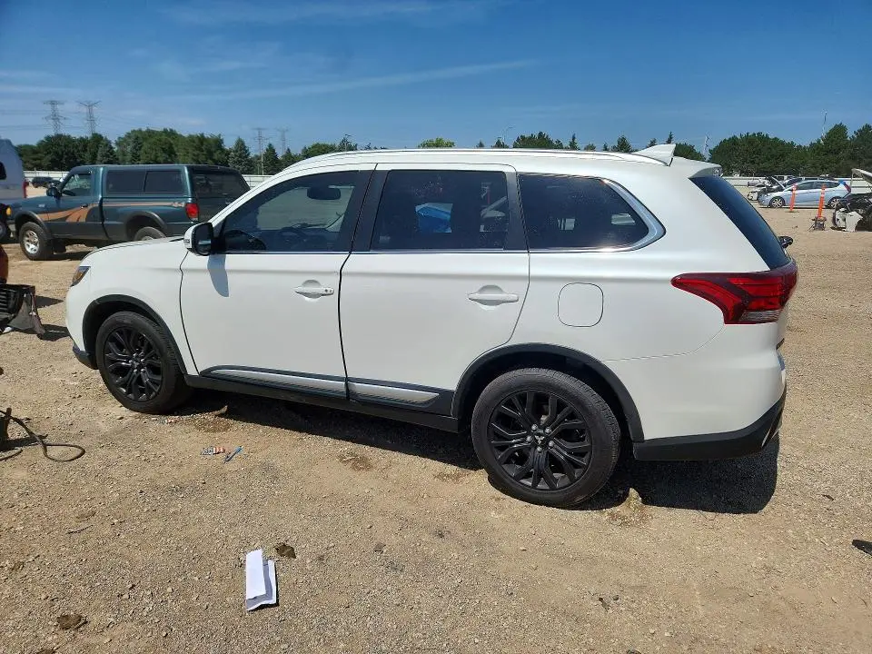 2018 MITSUBISHI OUTLANDER SE  