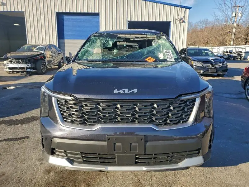 2025 KIA SORENTO LX  