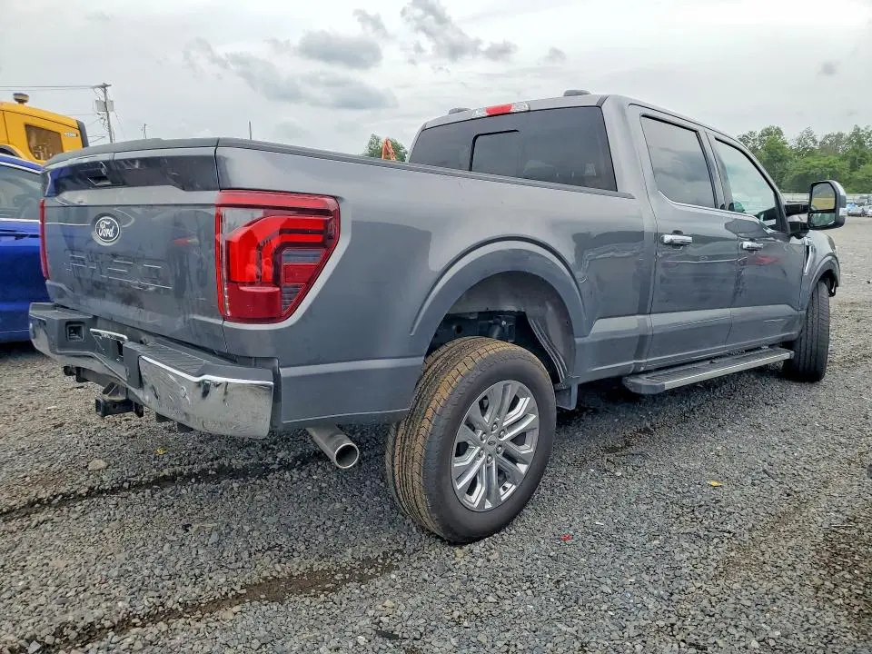 2025 FORD F150 LARIAT  