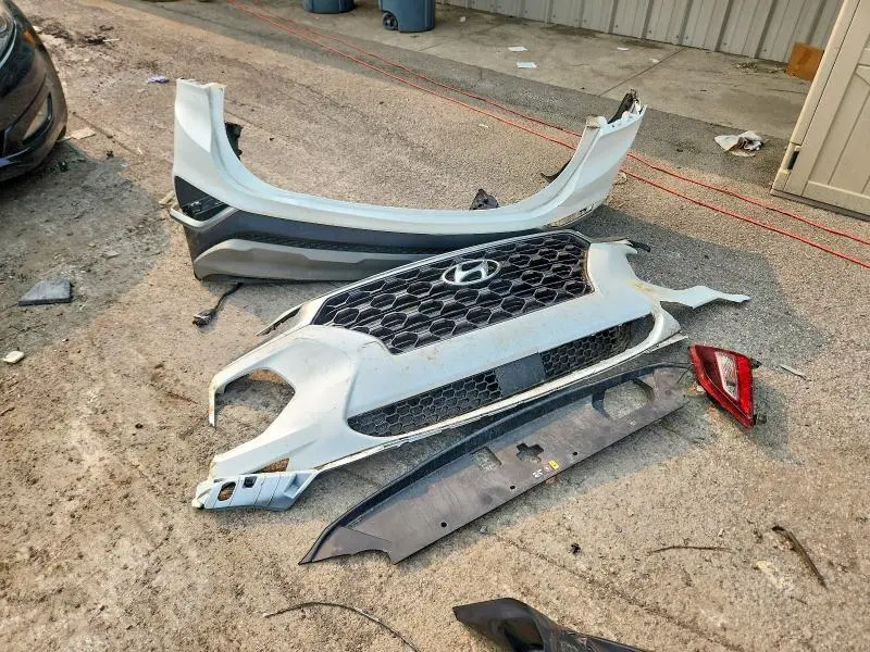 2019 HYUNDAI SANTA FE SEL 2.4L  