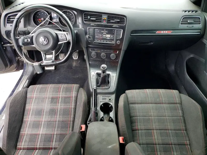 2017 VOLKSWAGEN GTI SPORT  