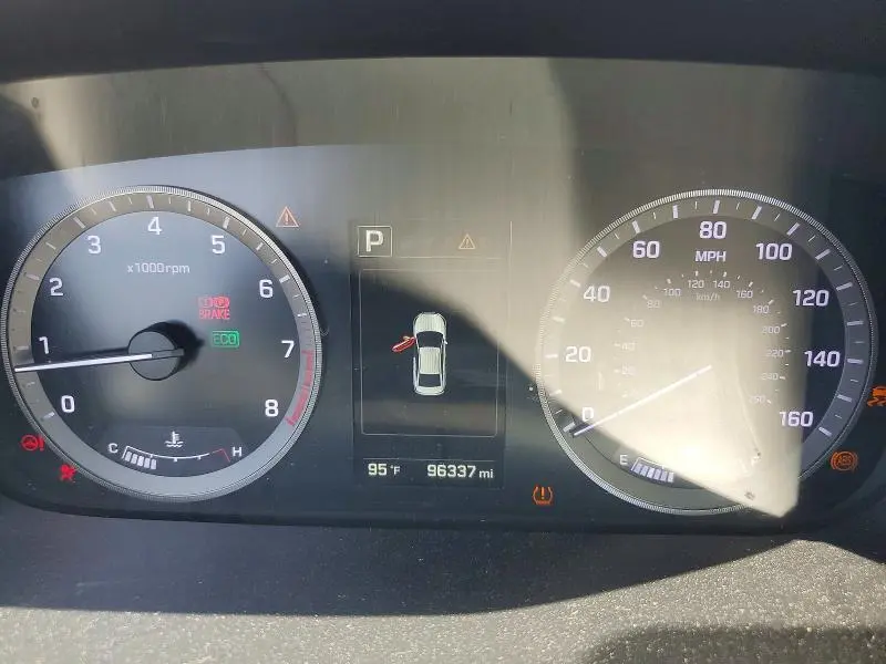 2016 HYUNDAI SONATA SPORT  