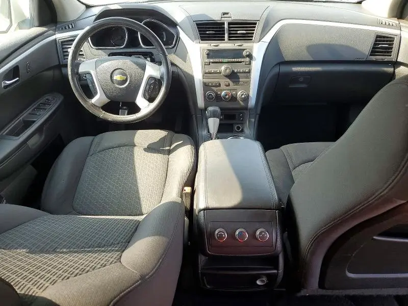 2012 CHEVROLET TRAVERSE LT  