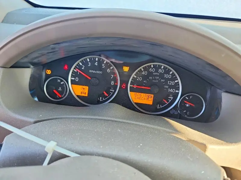 2011 NISSAN PATHFINDER S  