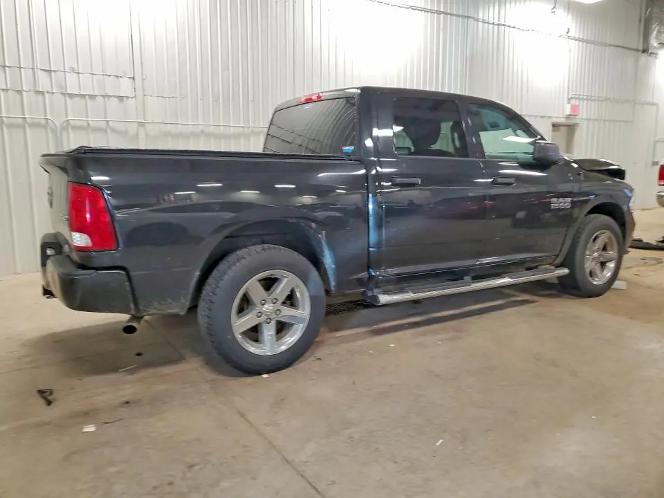 2015 RAM 1500 ST  
