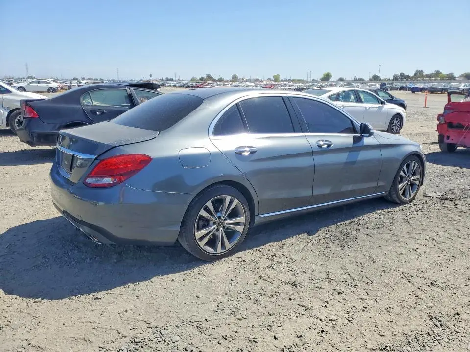 2018 MERCEDES-BENZ C 300  