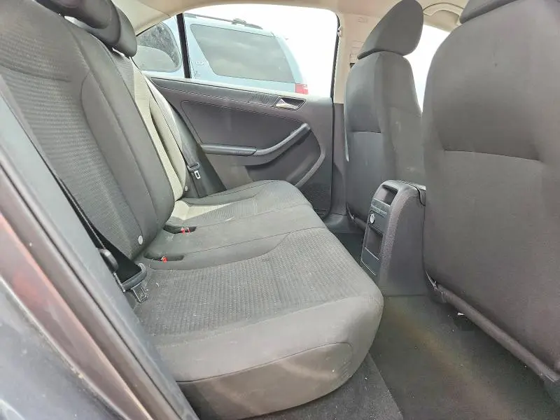 2015 VOLKSWAGEN JETTA BASE  