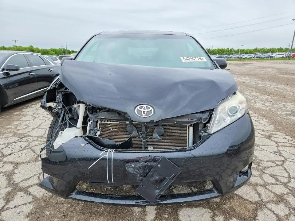 2015 TOYOTA SIENNA XLE PREMIUM 7-PASSENGER  