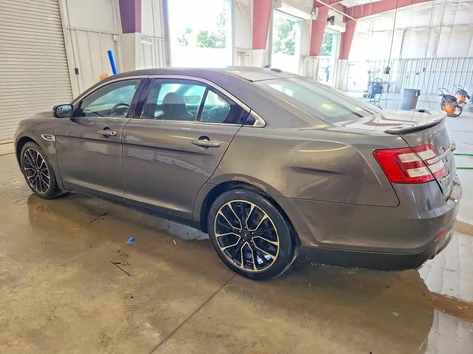 2018 FORD TAURUS SEL  