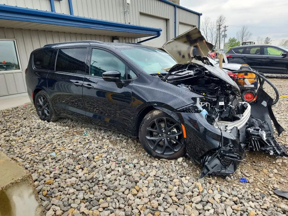 2025 CHRYSLER PACIFICA LIMITED  