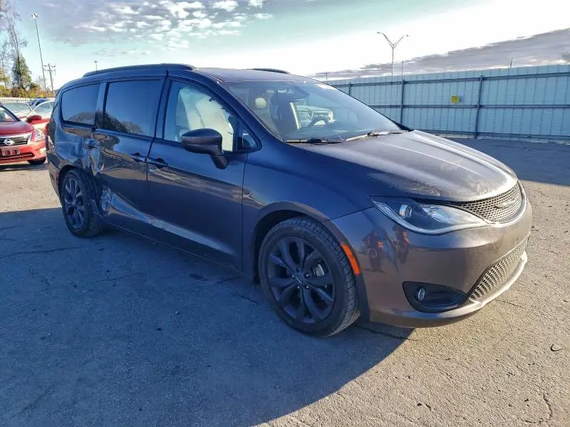 2020 CHRYSLER PACIFICA TOURING L  