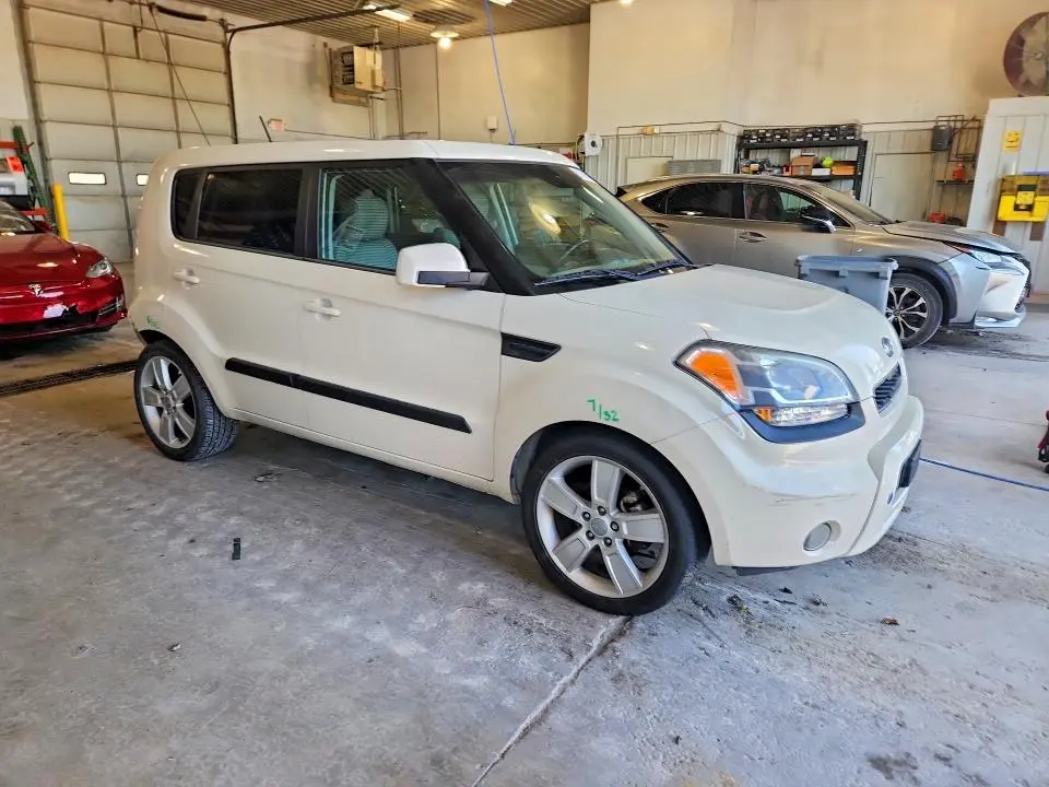 2011 KIA SOUL !  