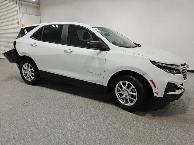 2022 CHEVROLET EQUINOX LS  