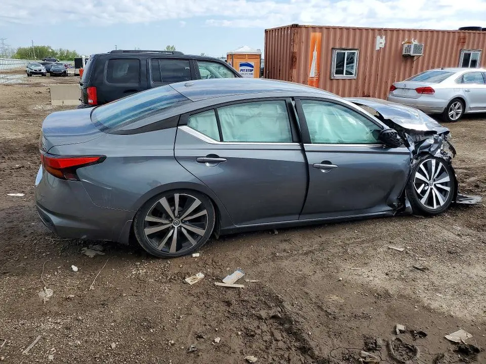 2020 NISSAN ALTIMA SR  