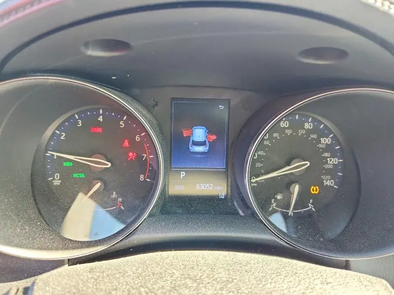 2019 TOYOTA C-HR XLE  