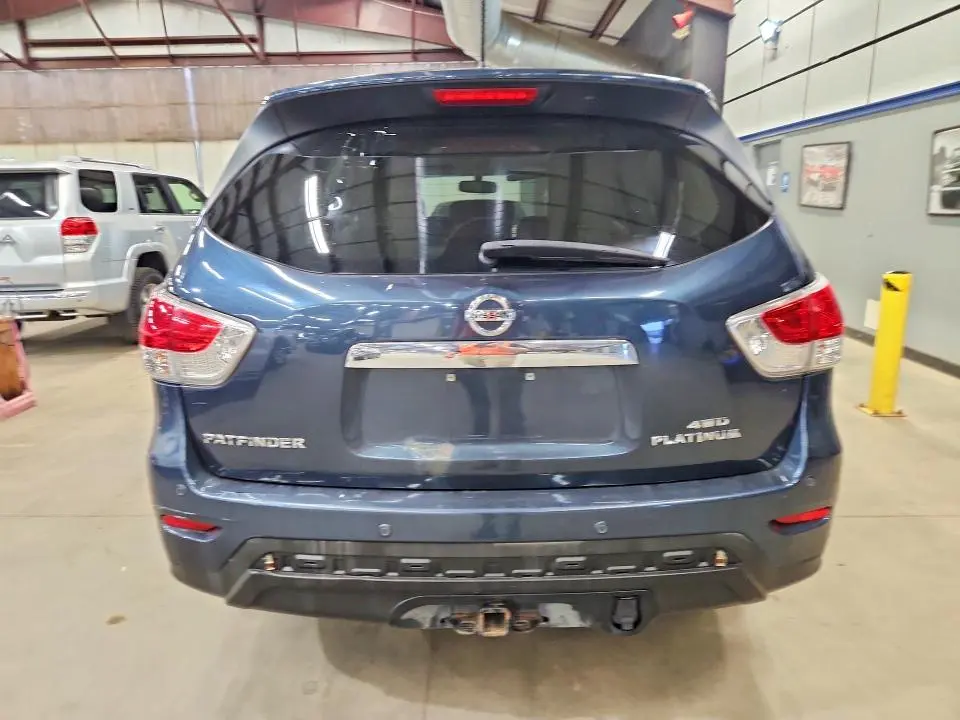 2013 NISSAN PATHFINDER S  