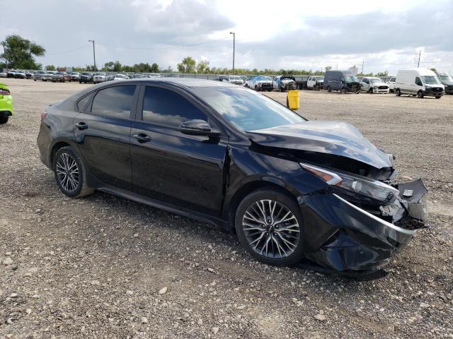 2023 KIA FORTE GT LINE