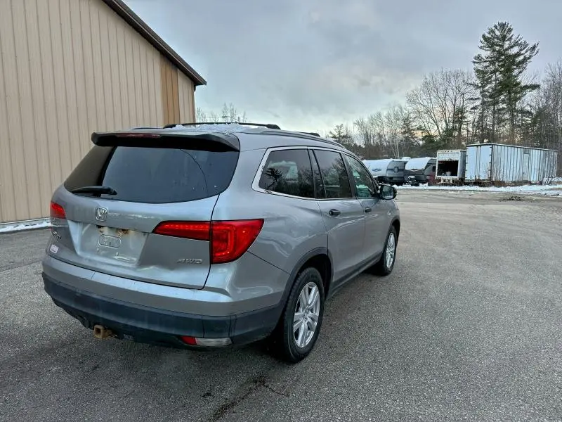 2016 HONDA PILOT LX  
