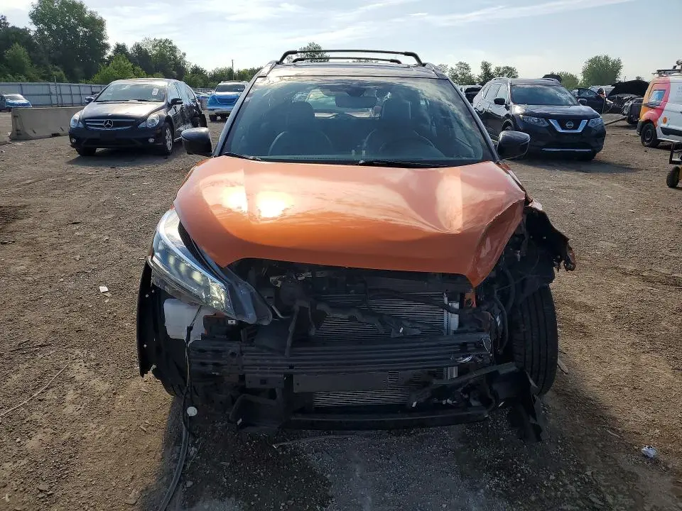 2021 NISSAN KICKS SR  