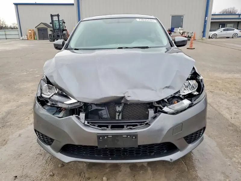 2016 NISSAN SENTRA SV  