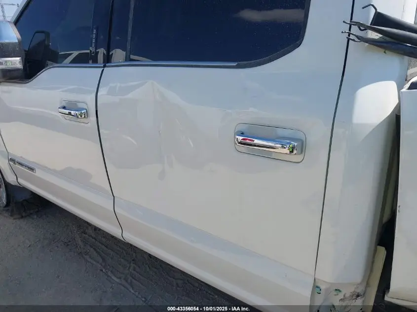 2022 FORD F-250 PLATINUM