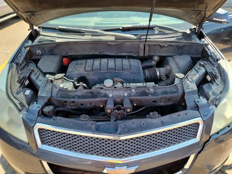 2011 CHEVROLET TRAVERSE LT  
