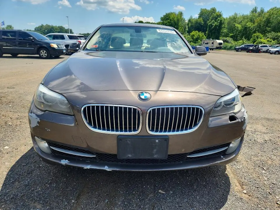 2013 BMW 528 XI  