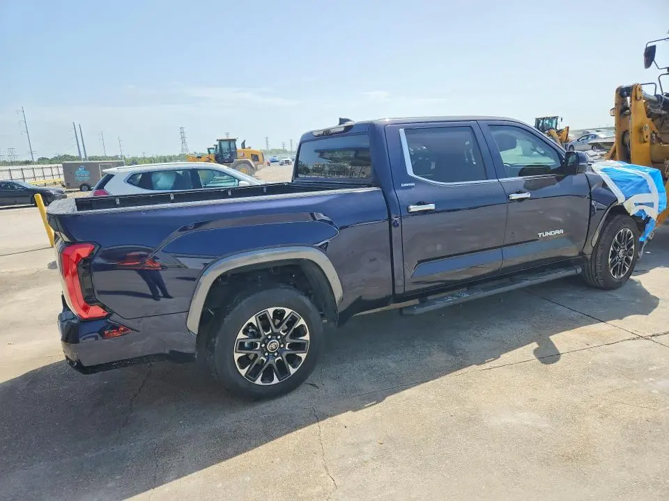 2024 TOYOTA TUNDRA CREWMAX LIMITED  