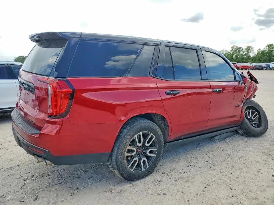 2023 GMC YUKON AT4  