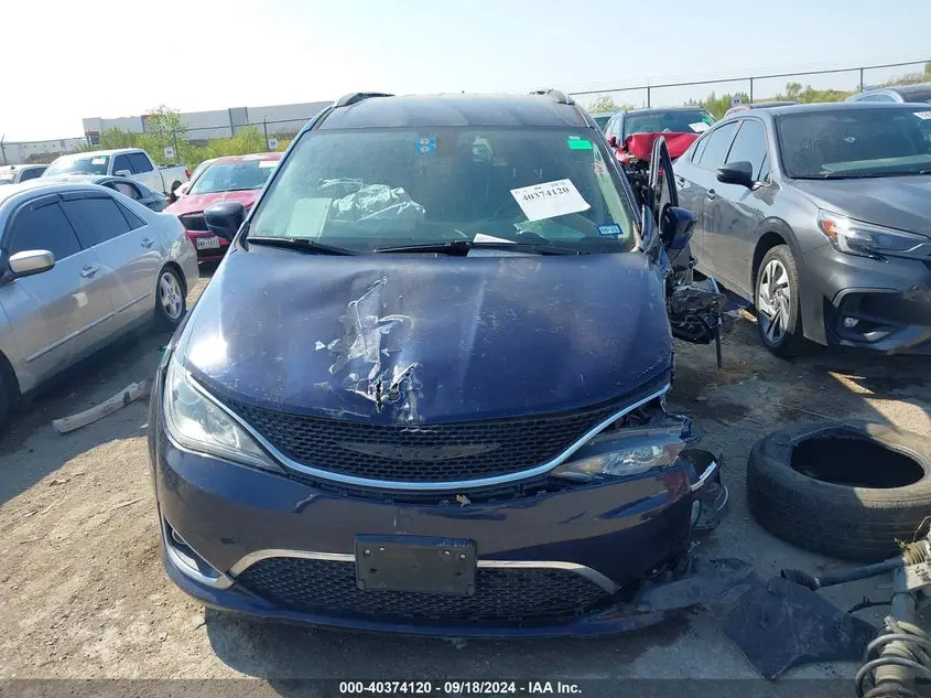 2019 CHRYSLER PACIFICA TOURING L