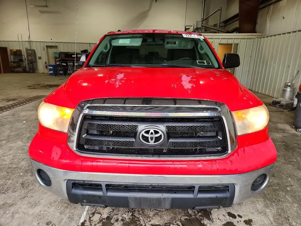 2011 TOYOTA TUNDRA CREWMAX SR5  