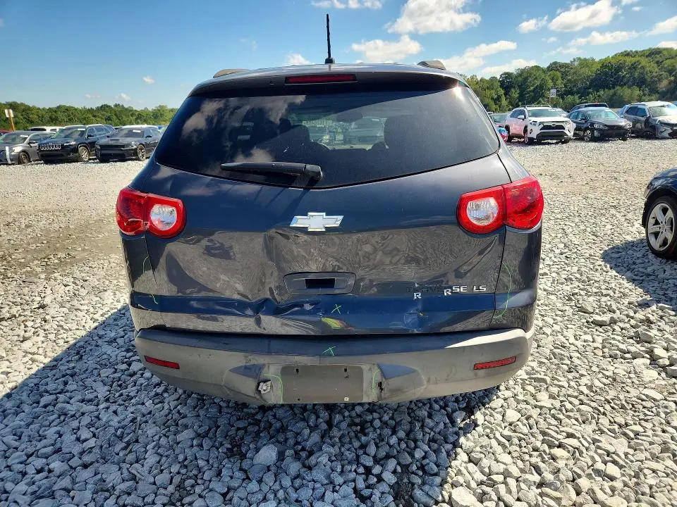 2012 CHEVROLET TRAVERSE LS  