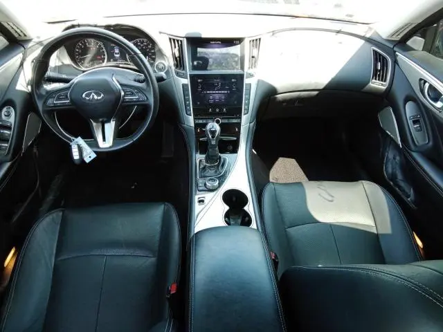 2021 INFINITI Q50 LUXE