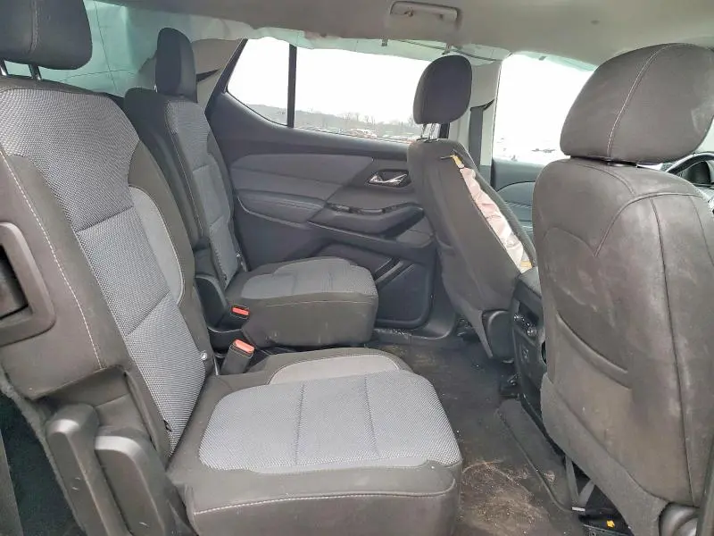 2018 CHEVROLET TRAVERSE LT  