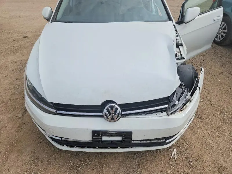 2021 VOLKSWAGEN GOLF   