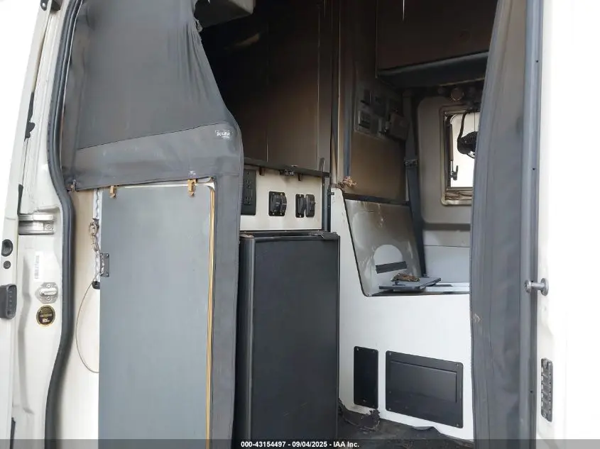 2021 MERCEDES-BENZ SPRINTER 2500 STANDARD ROOF V6