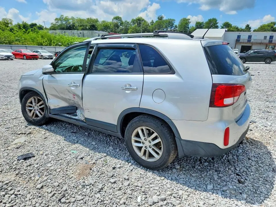 2015 KIA SORENTO LX  