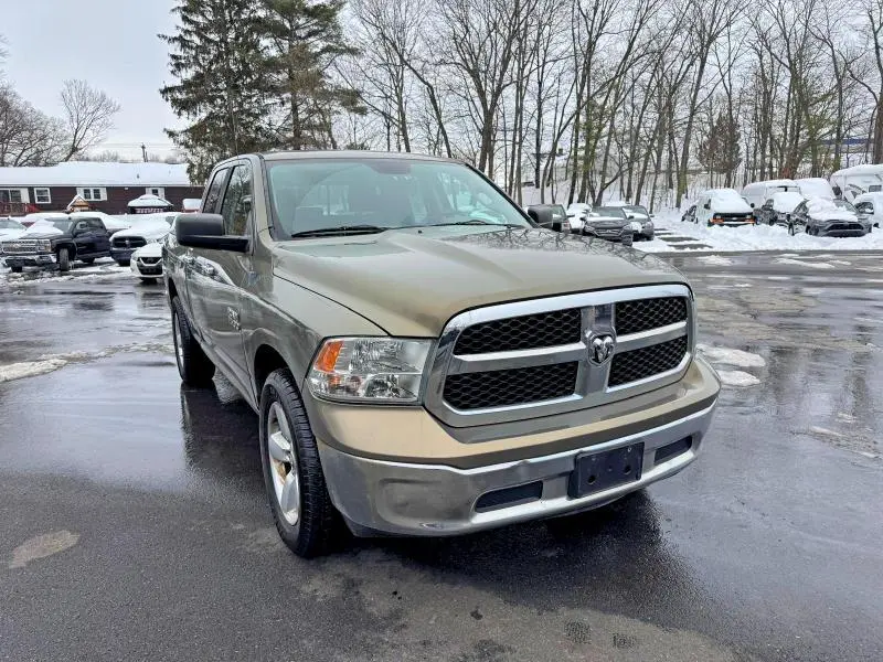 2013 RAM 1500 SLT   