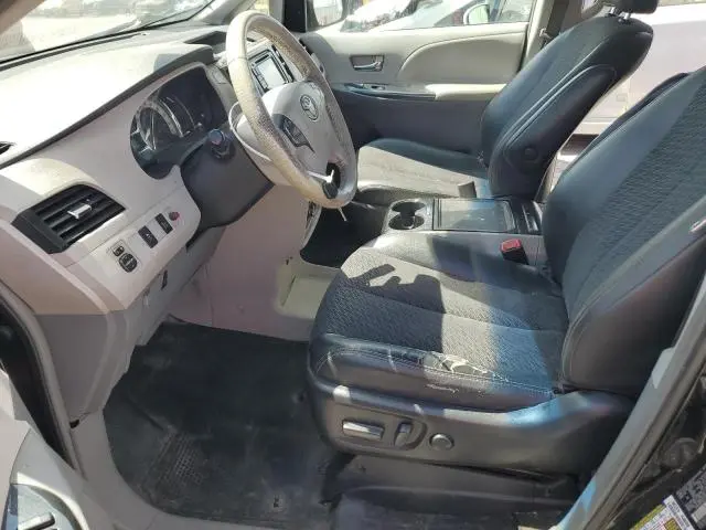 2013 TOYOTA SIENNA SPORT  
