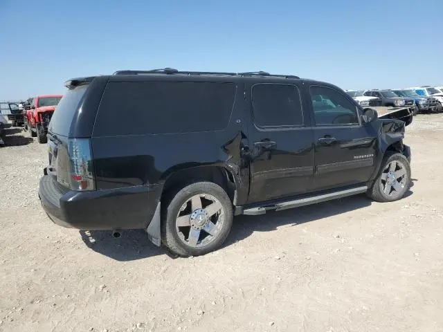 2011 CHEVROLET SUBURBAN K1500 LT  