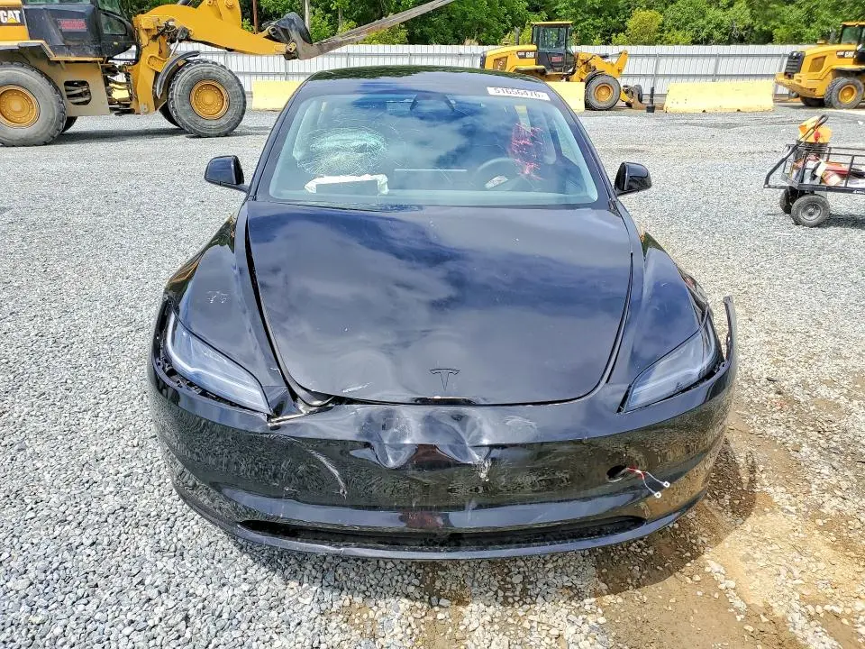 2026 TESLA MODEL 3   