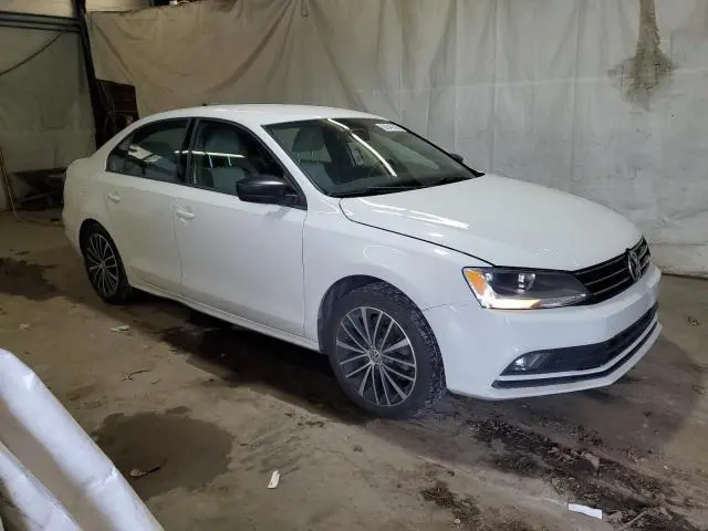 2015 VOLKSWAGEN JETTA SE  