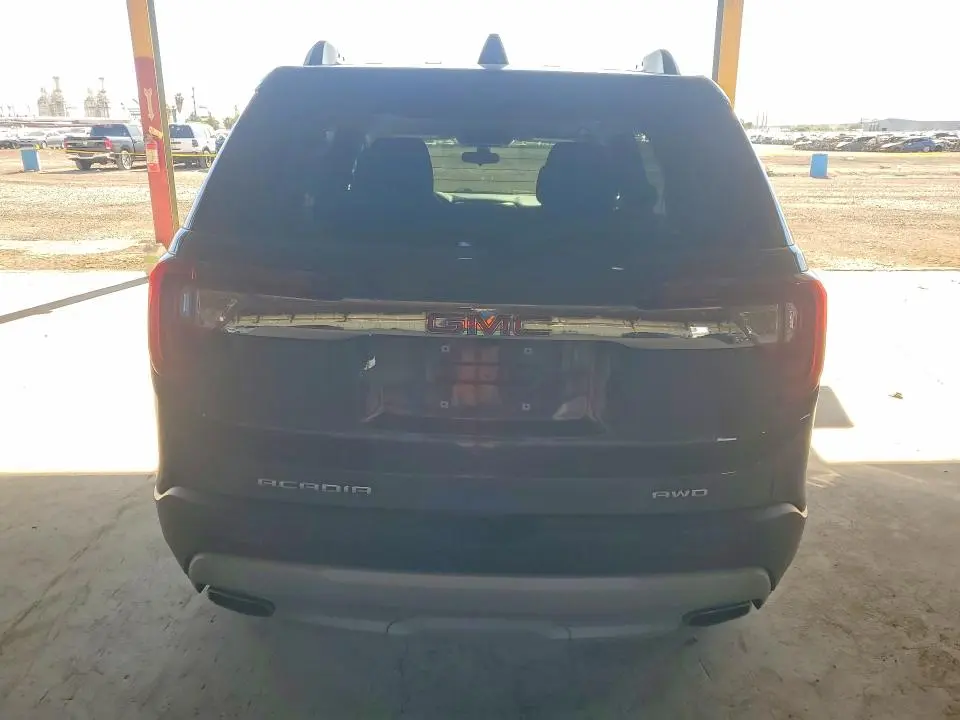 2020 GMC ACADIA SLE  