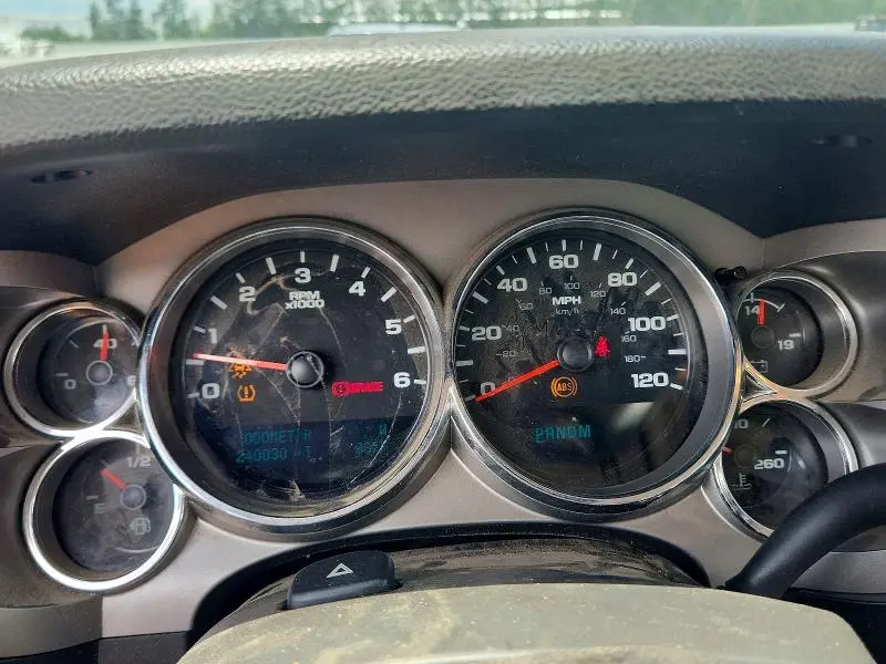2011 CHEVROLET SILVERADO K1500 LT  